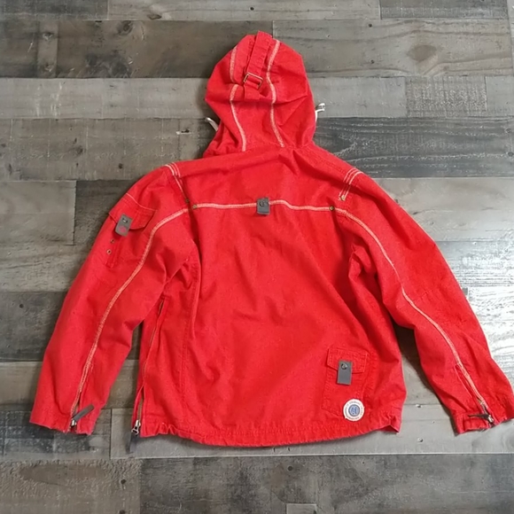 G.I.G.A. DX Red Hooded Pullover Jacket - Picture 6 of 8
